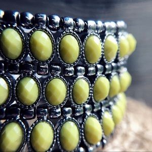 Stretchy Bracelet by Cache